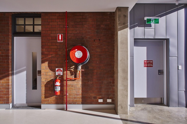 澳大利亚皮尔蒙特改造消防站内部-澳大利亚皮尔蒙特改造消防站第11张图片