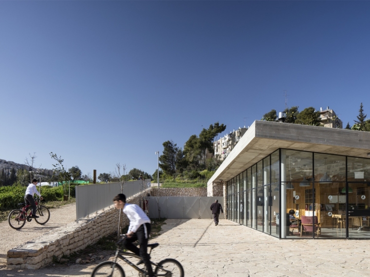 丹麦以色列生活广场资料下载-以色列小羚羊谷公园