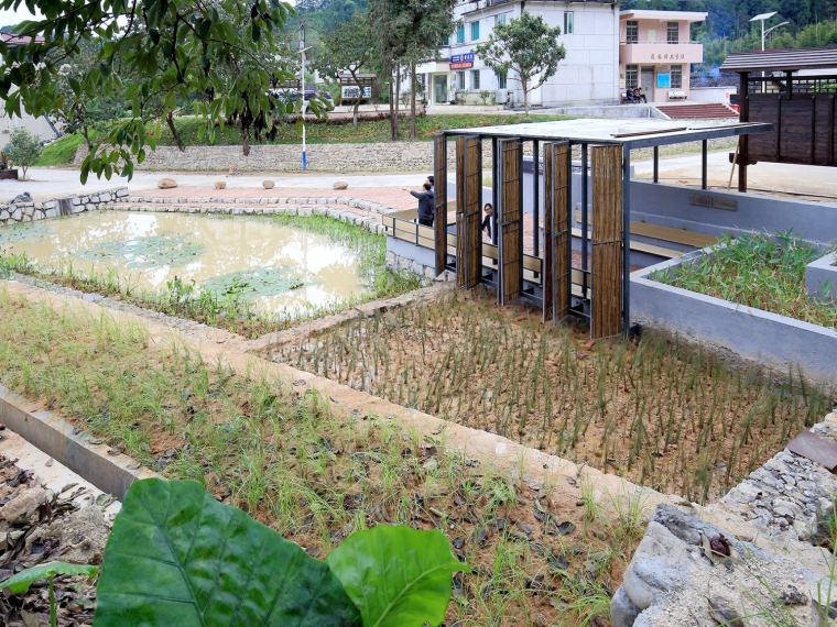 雨水收集回用处理系统资料下载-广州莲麻村生态雨水花园