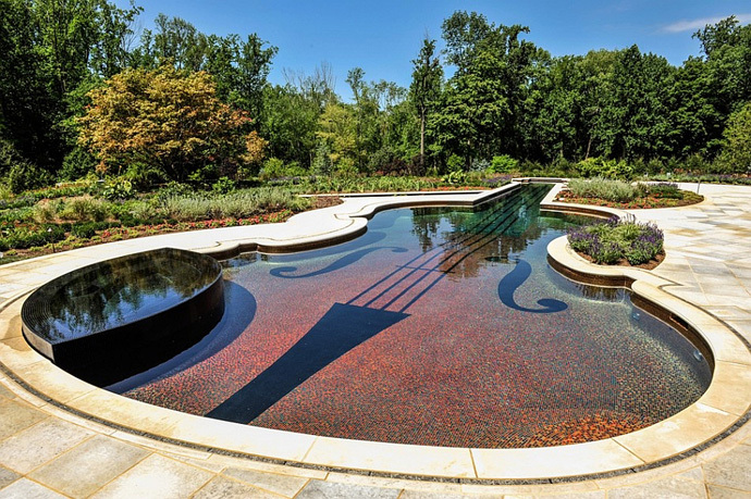 美国瓦里小提琴状泳池景观外部实-美国瓦里小提琴状泳池景观第6张图片
