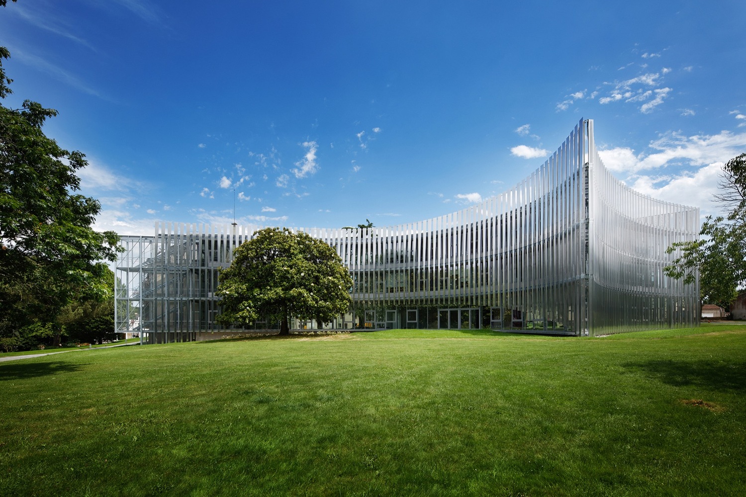 the new htel des communes (community of municipalities offices)