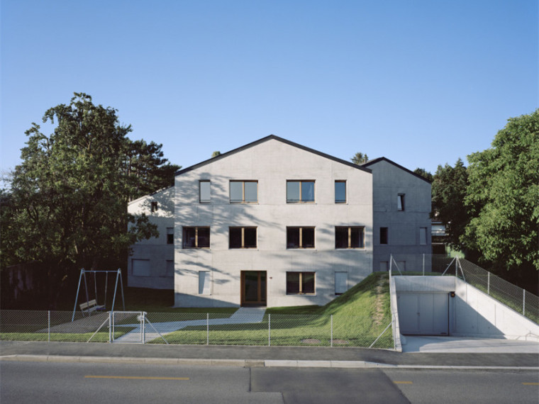 瑞士公寓住宅资料下载-瑞士圣叙尔皮斯住宅
