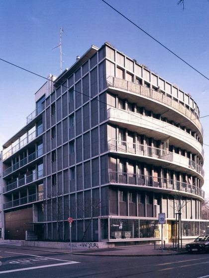 设计师: 雅克·赫尔佐格和皮埃尔·德梅隆 作品类型: 建筑设计 项目