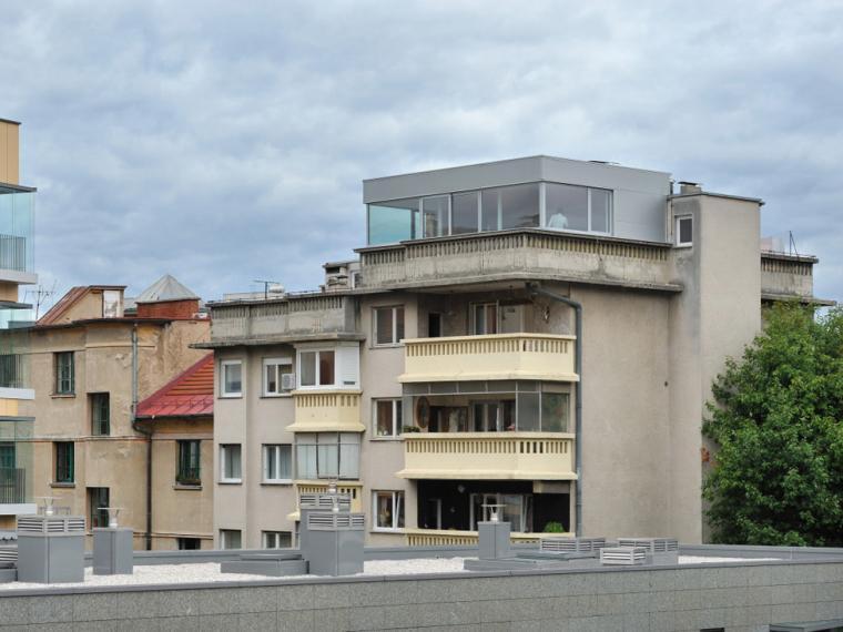 城市旧建筑改造资料下载-斯洛文尼亚旧公寓改造——城市寄生虫