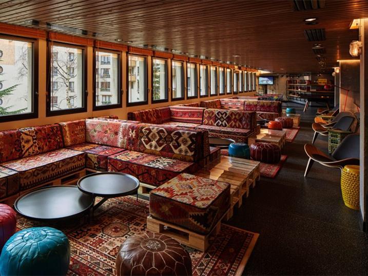 法国发动机酒店