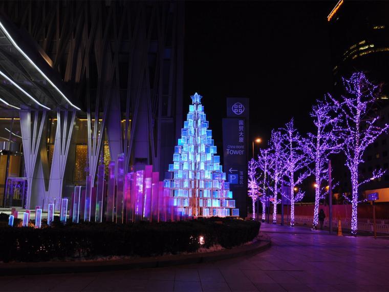 led灯光艺术装置资料下载-北京国贸三期圣诞节装置艺术