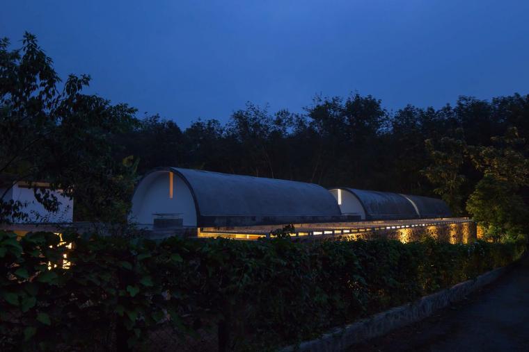 印度单层住宅景观外部夜景实景图-印度单层住宅景观第31张图片