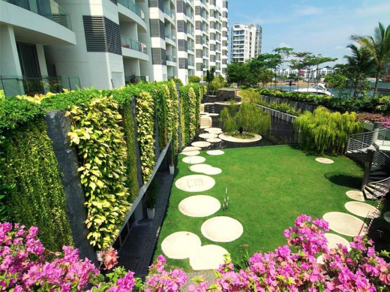 世界城市体验区景观资料下载-新加坡圣淘沙海岸海景居住区景观