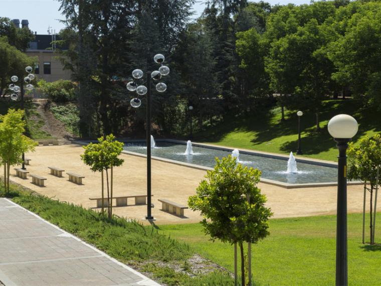 斯坦福大学景观规划设计资料下载-美国斯坦福大学Terman公园