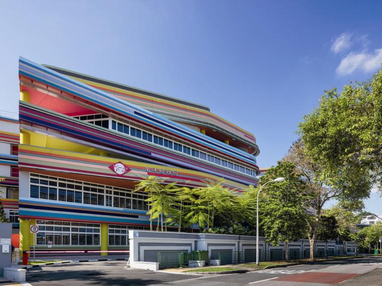 新加坡教育建筑资料下载-新加坡南洋小学