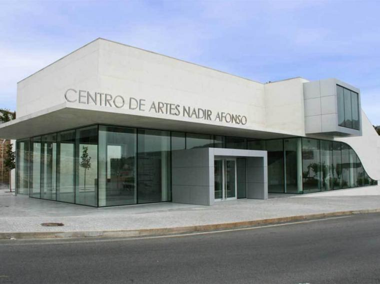 葡萄牙CAA艺术中心资料下载-葡萄牙那德尔•亚冯梭艺术中心