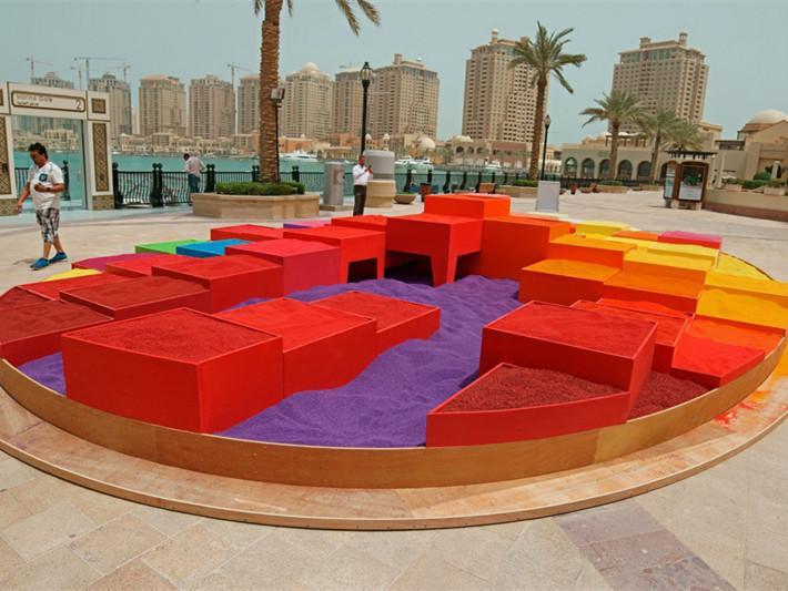 园林设计彩色平面图图片资料下载-卡塔尔彩色沙石装置