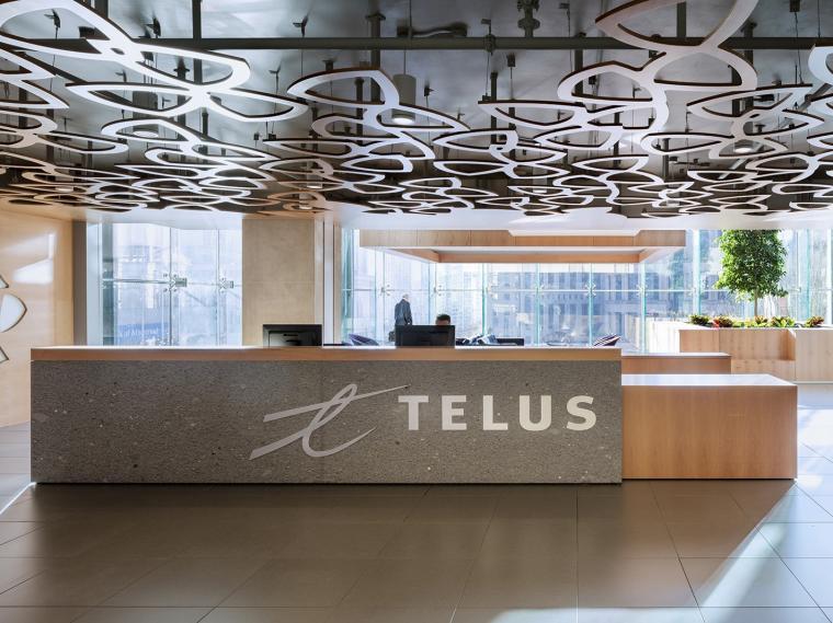 办公室露台花园装修资料下载-加拿大TELUS公司办公室