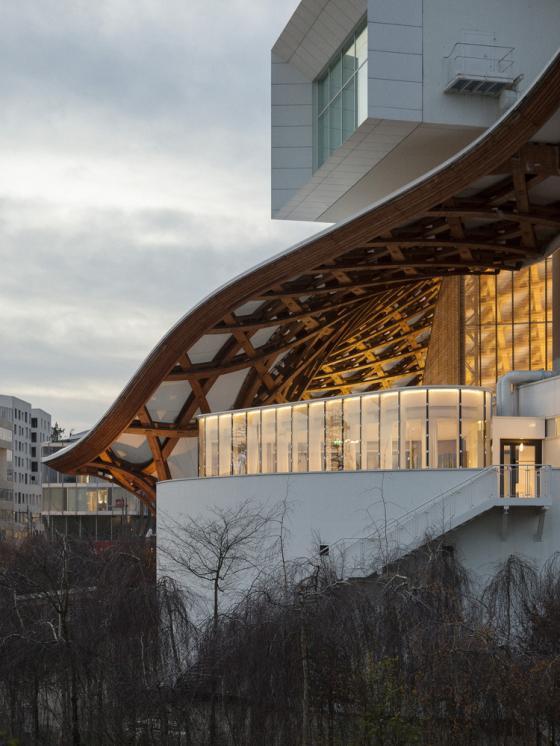 法国蓬皮杜梅斯餐厅加建外部夜景-法国蓬皮杜梅斯餐厅加建第13张图片