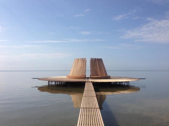 [分享]荷兰沙滩木质观景台