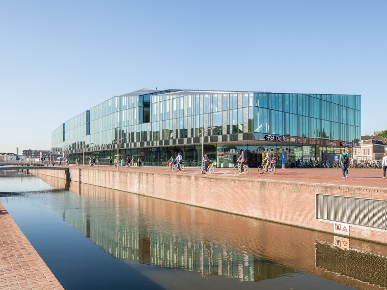 市政强条规则资料下载-荷兰代尔夫特市政厅和火车站