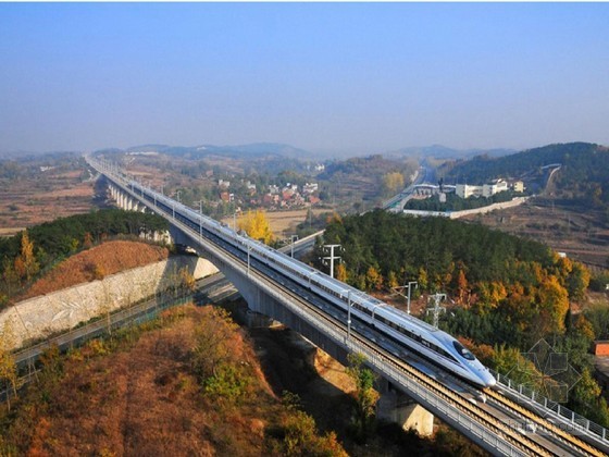 铁路铺设方案资料下载-高速铁路长钢轨铺设综合施工技术报告