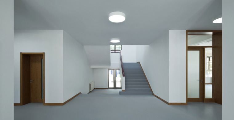 北京建筑大学教学5号楼空间改造-12一层楼梯_space-renovation-of-no5-teaching-building_c-architects