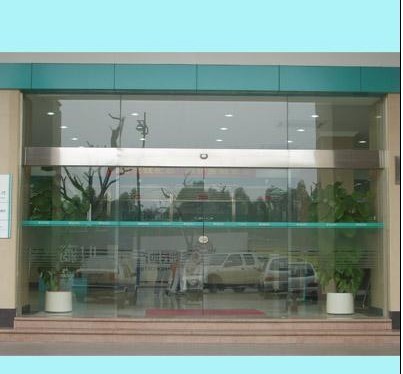 雨棚玻璃门cad图资料下载-武清区安装玻璃门