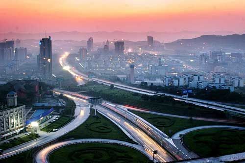 重庆龙湖两江新晨展示区资料下载-两江新区实现雨水循环 重庆构建“会呼吸”园林城市