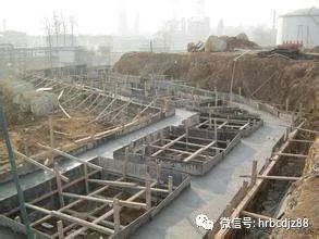 地基基础不均匀（框架结构房子地基下沉）的危害及解决措施_2