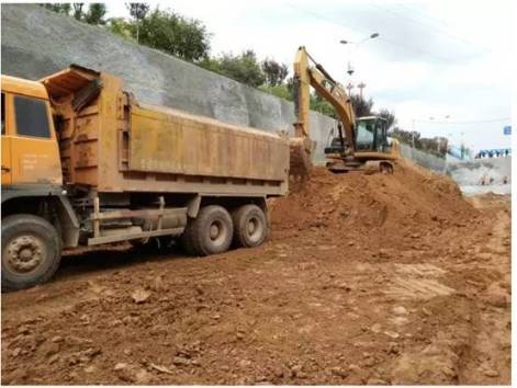 道路测量放线步骤资料下载-城市地下综合管廊明挖现浇法施工步骤和技术要点归纳！（图）