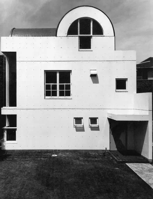 从后现代主义建筑兴起分析国外大师如何设计别墅_8