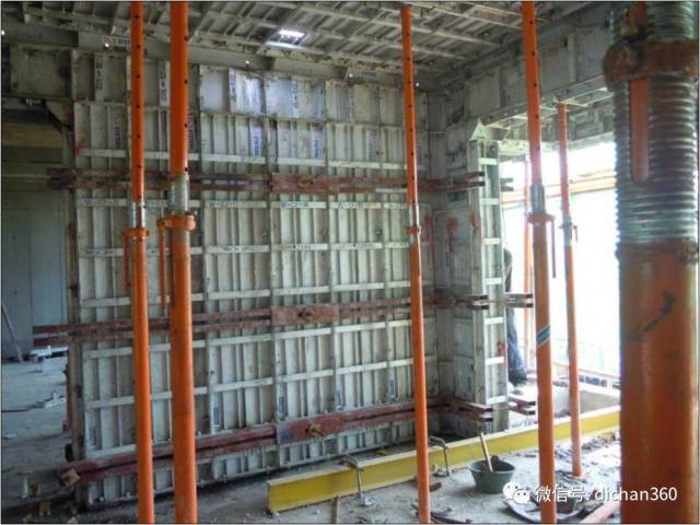 紧固件模板资料下载-万科工地标准化施工现场示范图片（铝模板的使用篇）