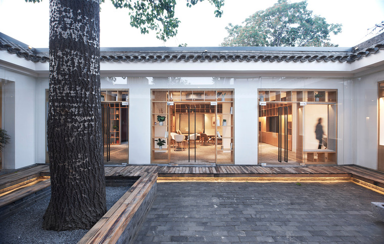 胡同空间分析资料下载-北京京协作胡同胶囊酒店