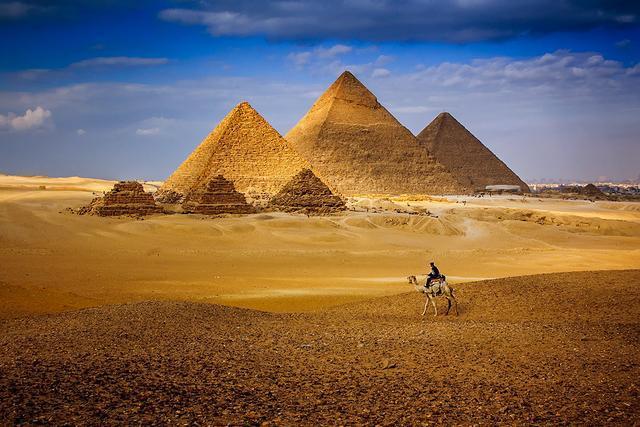 吉萨金字塔cad资料下载-为什么埃及人停止建造金字塔？