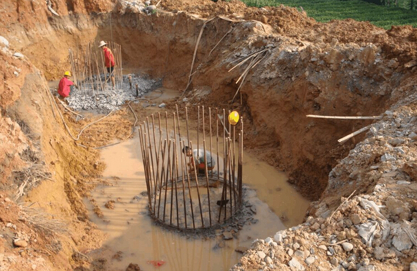 桩基础标注资料下载-桥梁桩基施工中钻孔时易出现的病害及处理措施