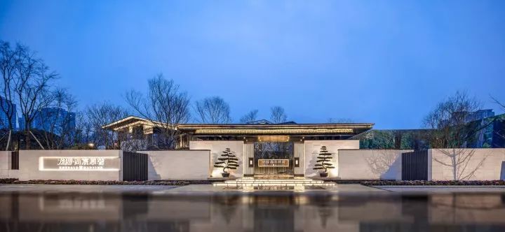 南京汤泉山河水别墅庭院资料下载-新中式风格景观设计|解析