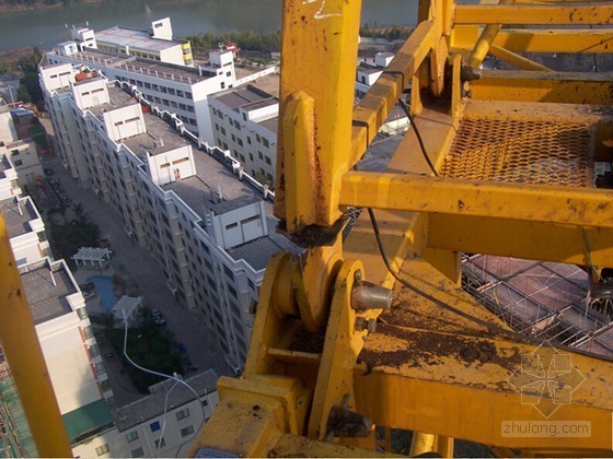 塔机、施工电梯安全检查维修保养及事故案例分析（多图）-塔吊 