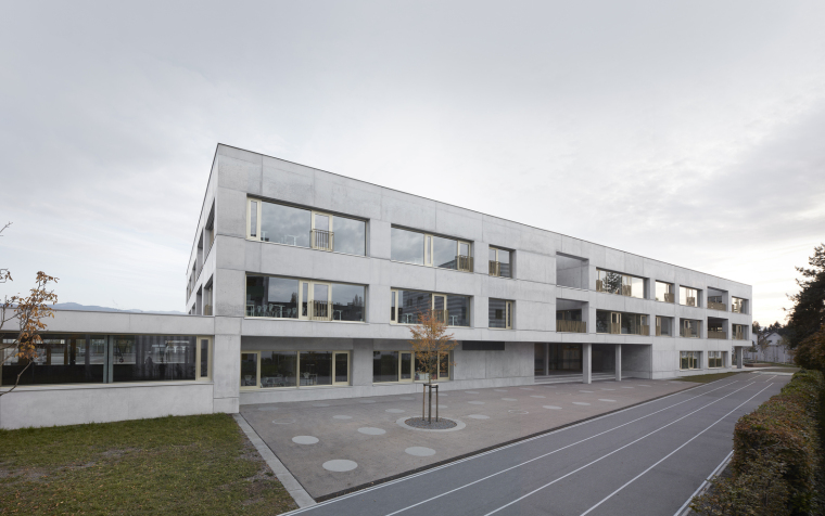 奥地利新学校建筑资料下载-奥地利Schendlingen学校