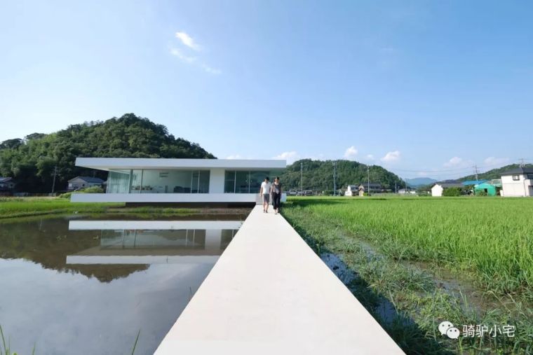 泰国滨海住宅资料下载-日本极简大师，将白色玩出最高境界