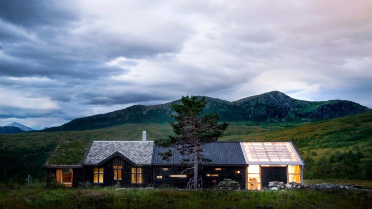 小木屋su模型资料下载-挪威山顶的多面小木屋