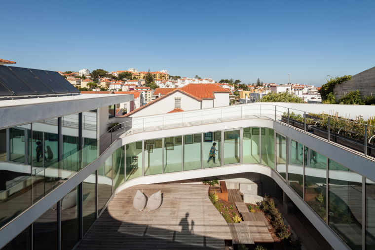 葡萄牙埃斯托利尔住宅资料下载-葡萄牙埃斯托里尔住宅