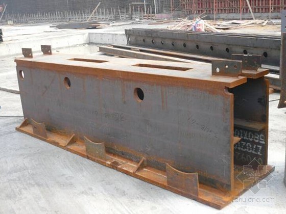 预应力楼板切割方案资料下载-超厚钢混凝土组合结构空心楼板施工技术汇报