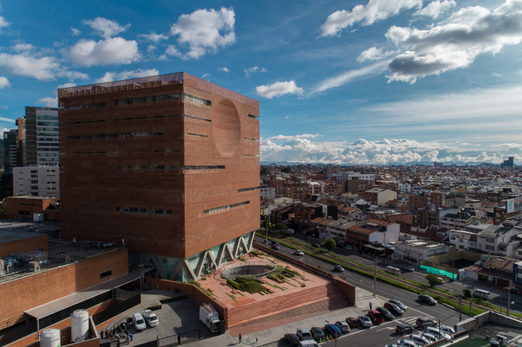 哥伦比亚圣菲波哥大医院基金会-1 (2)