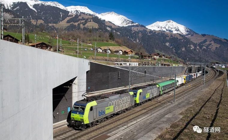 隧道内衬方案资料下载-瑞士勒奇山隧道建设时隔12年再次启动，计划完成剩余隧道建设
