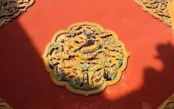 清式四合院资料下载-雕花，中国建筑上最浪漫的细节！