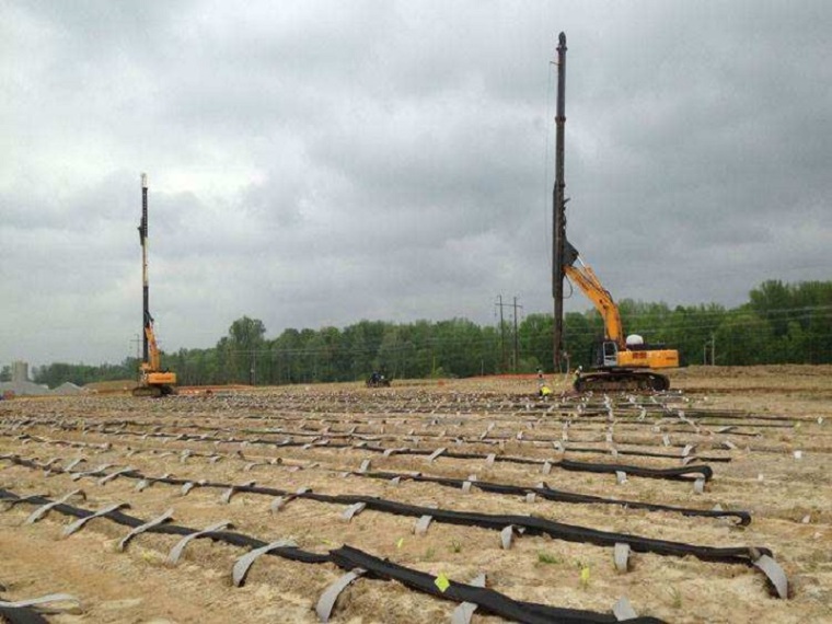 地基软土处理资料下载-吹填工程软地基真空预压处理施工组织设计Word版（共38页）