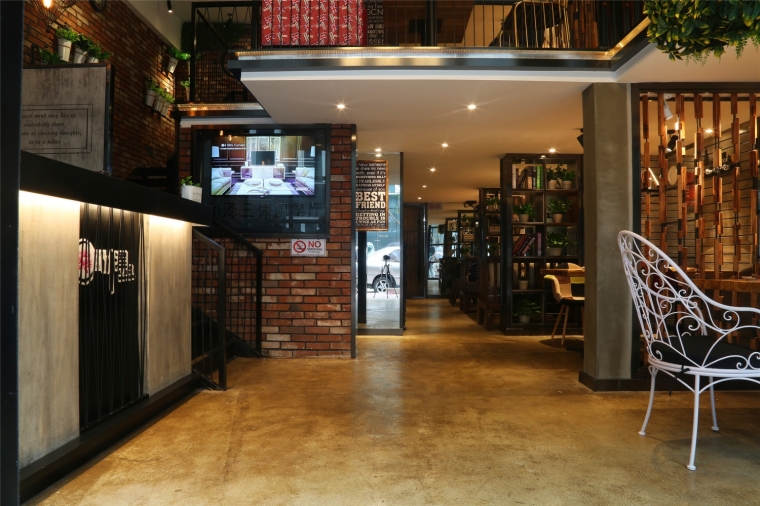 商业主题餐厅资料下载-沈阳·川泽三休闲主题餐厅设计实景照片完美绽放