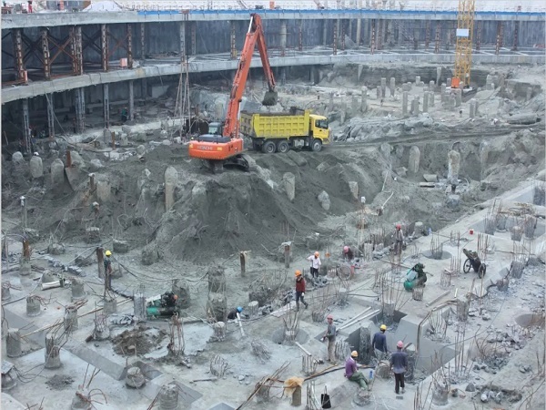 土方开挖过程施工工序资料下载-市政工程施工中，较深基坑开挖施工方案！