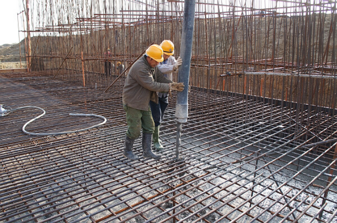 中建项目汇报ppt资料下载-【中建一局】佳木斯万达广场项目策划汇报（鲁班奖，共146页）