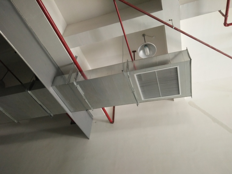垂烟挡壁CAD资料下载-挡烟垂壁安装方案，施工技巧