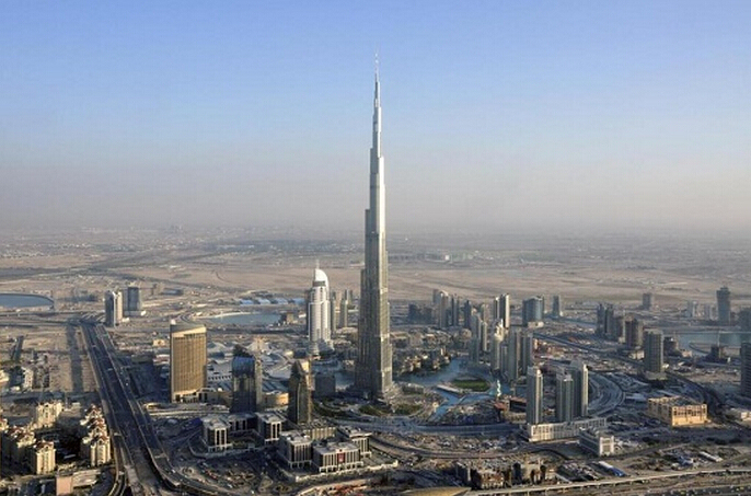 哈利法塔迪拜塔资料下载-高度超哈利法塔，“世界第一高楼2.0”动工