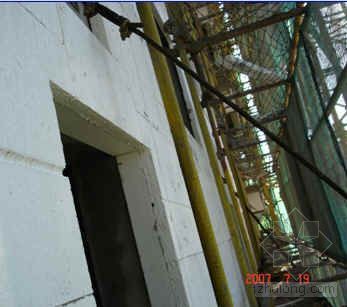 外保温抹灰资料下载-EPS板薄抹灰涂料饰面外墙外保温施工工法