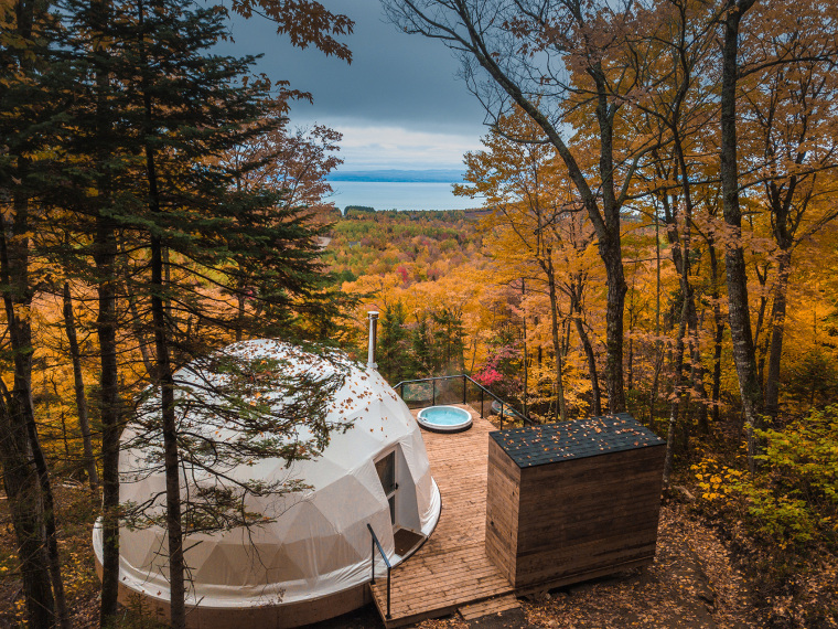 加拿大迷人的豪华木屋资料下载-加拿大夏洛瓦小屋