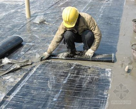 PET卷材防水资料下载-住宅楼屋面工程防水施工方案（自粘防水卷材）